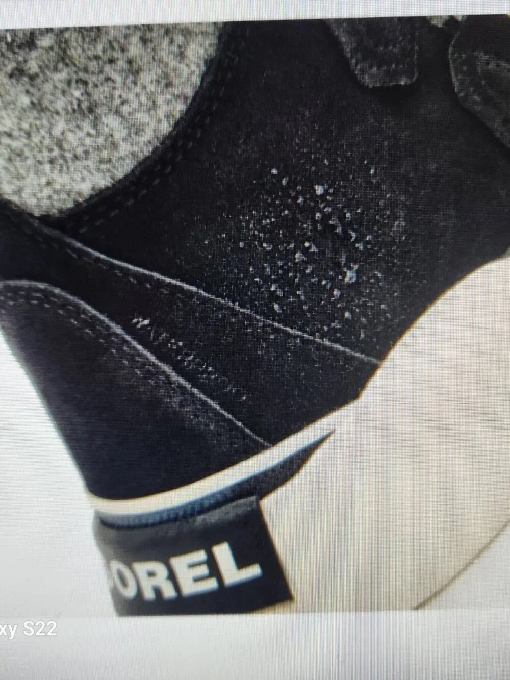 SOREL Out N About IV Waterproof Duck Boot - Kids. Size 5